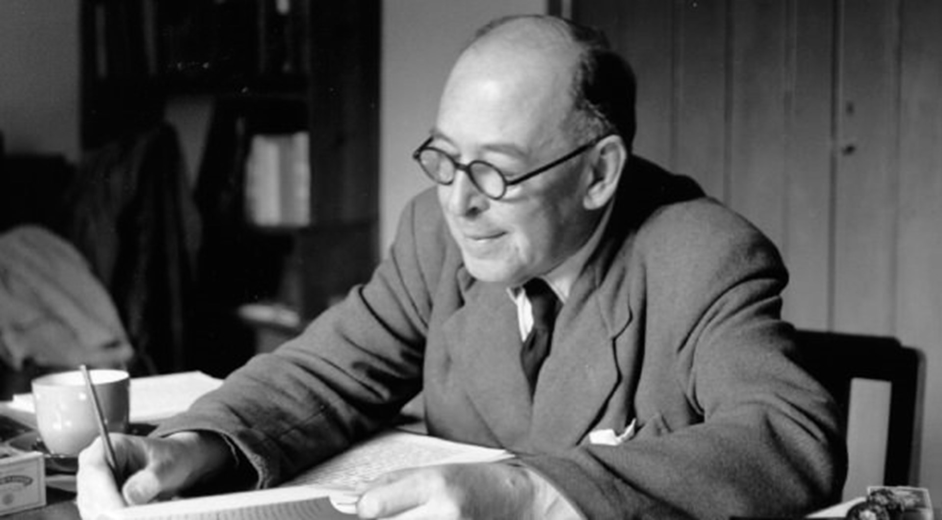 La Compasión en C. S. Lewis: Un Análisis